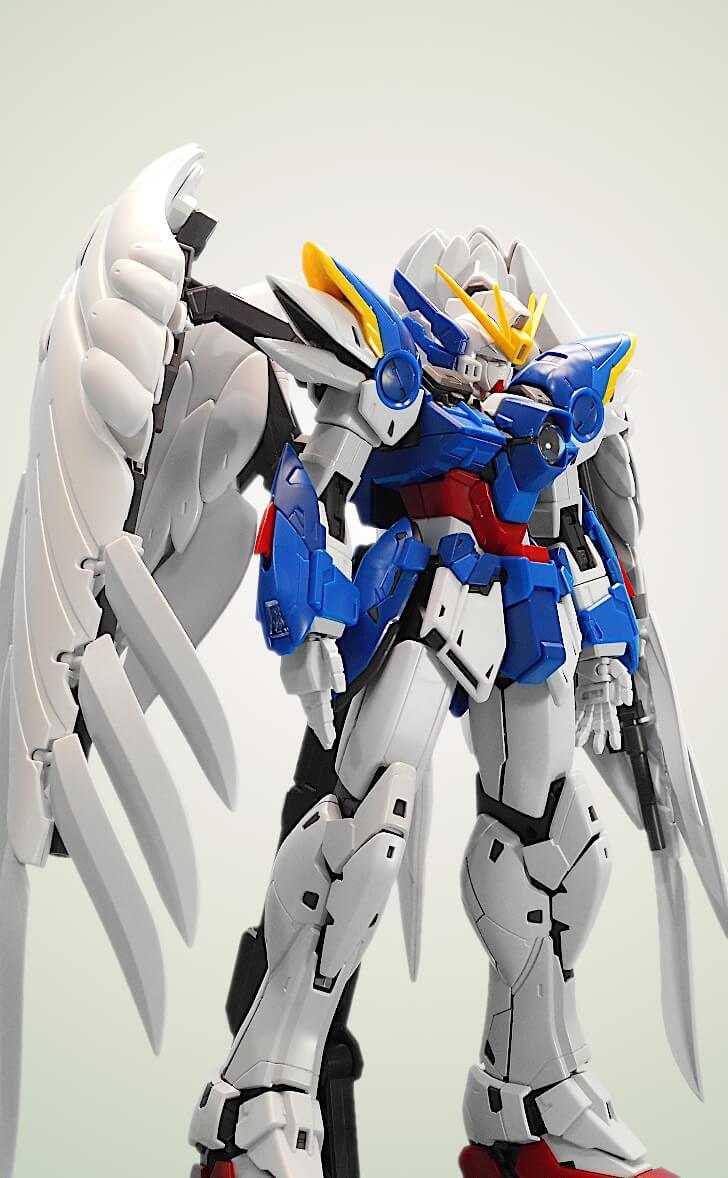 カトキハジメ版プラモは翼が壮麗! MG ウイングガンダムゼロEW Ver.Kaを