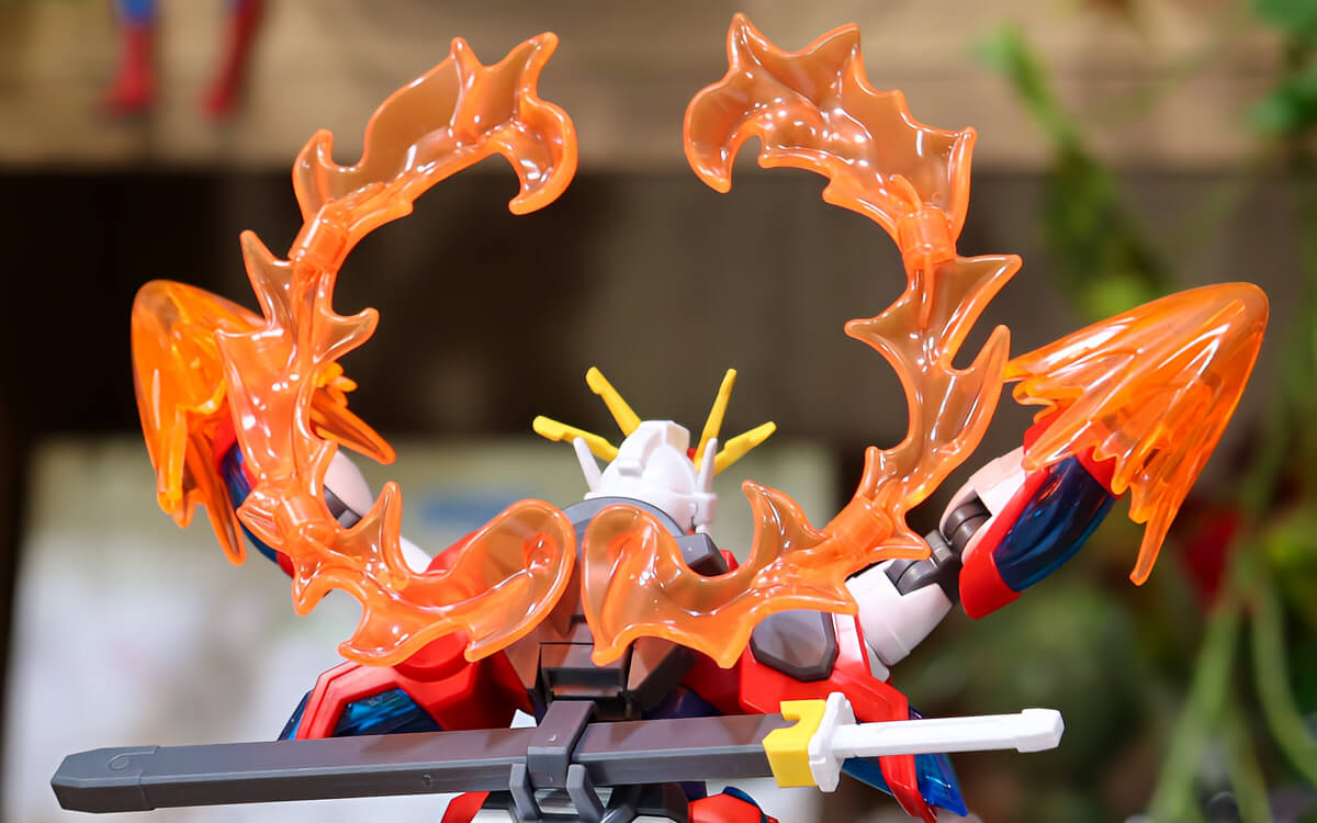 コンパクトなクリアパーツ