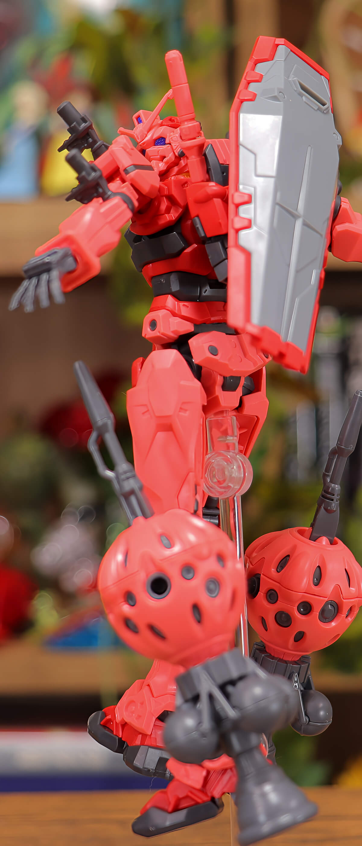 シールドを背中にマウント