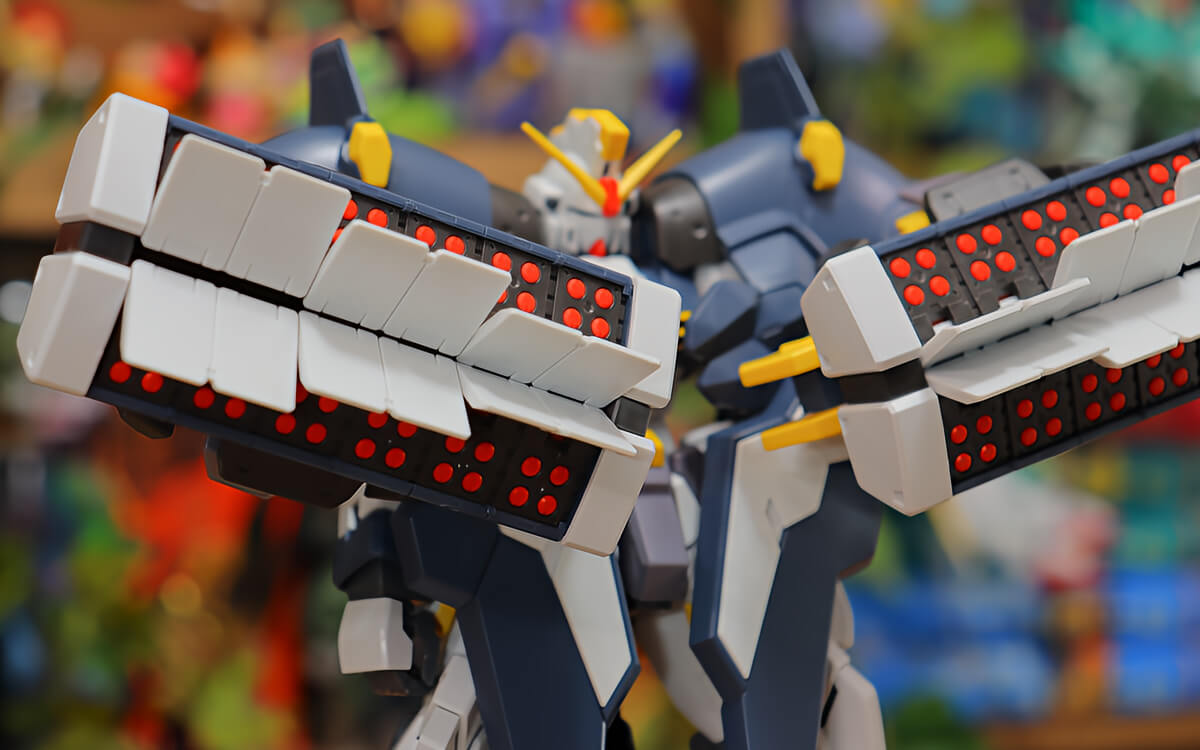 ミサイルポッドを機体の前面に